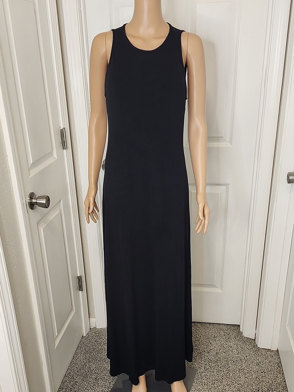 Stretchy Sleeveless Backless Black Maxi Dress With Built-In Bra